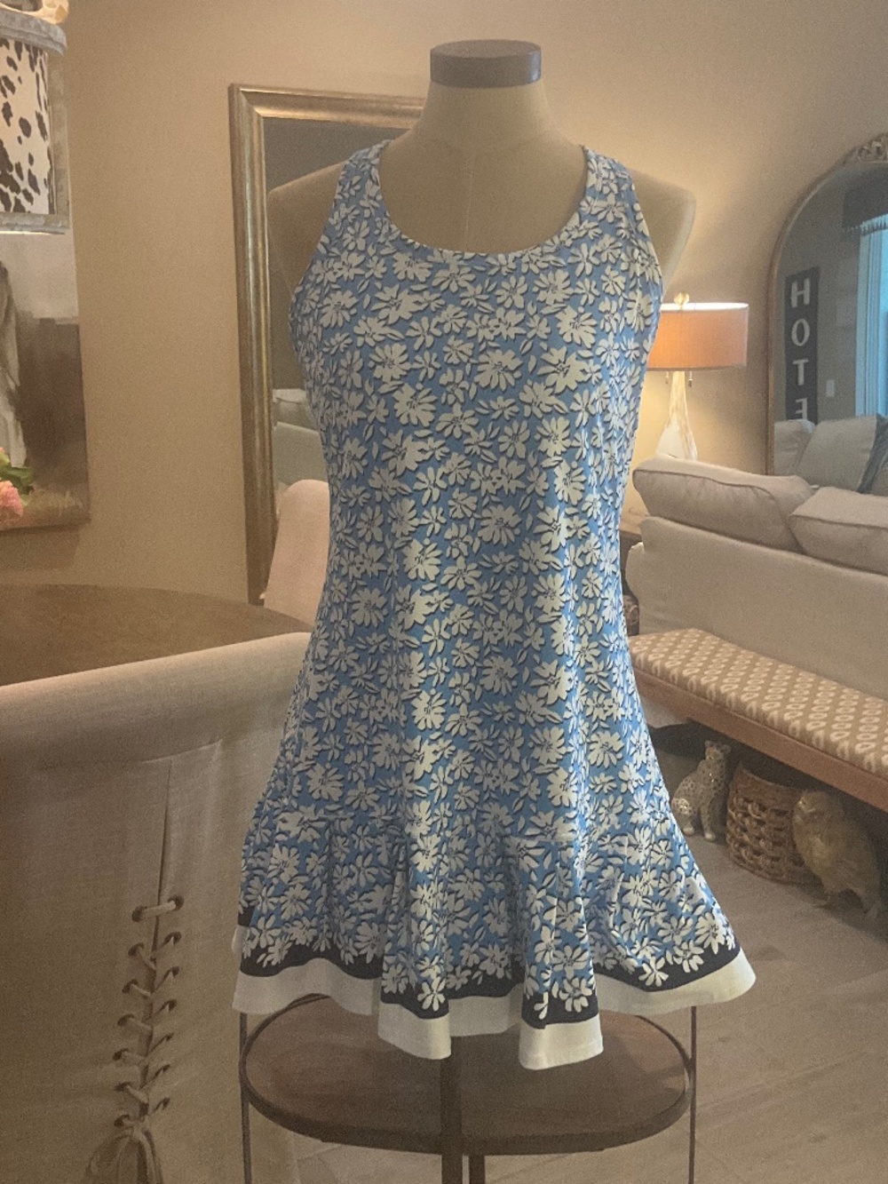 Tommy Bahama sports dress size medium